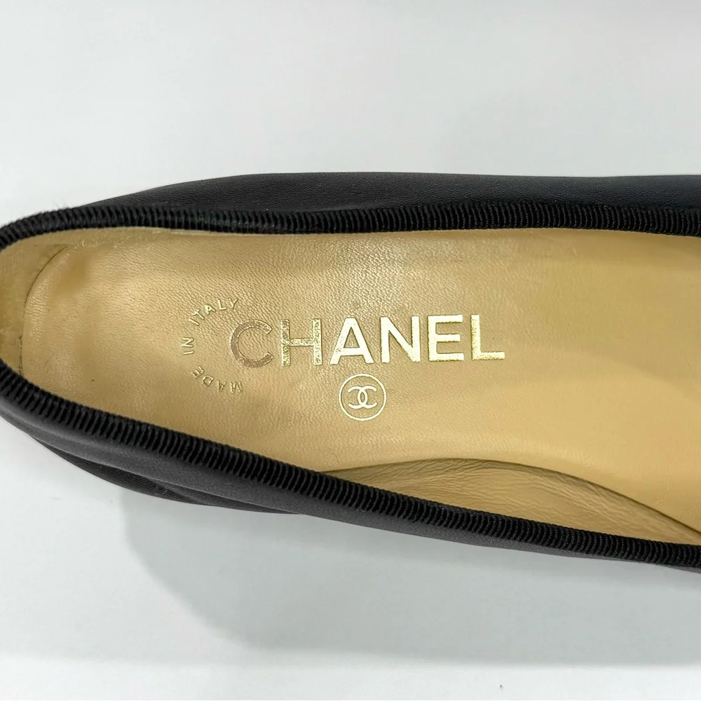 ✨SOLD✨ Chanel Black Lambskin Ballet Flats - Picture 10 of 11